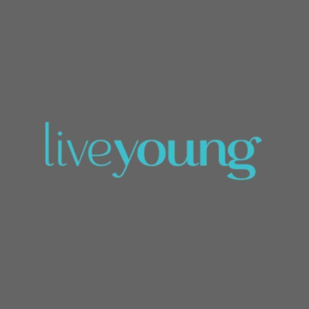 Hi this is the Official Liveyoung Closet
